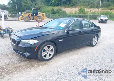 2013 BMW 528I xDrive из США, поврежденный, VIN WBAXH5C55DD115491